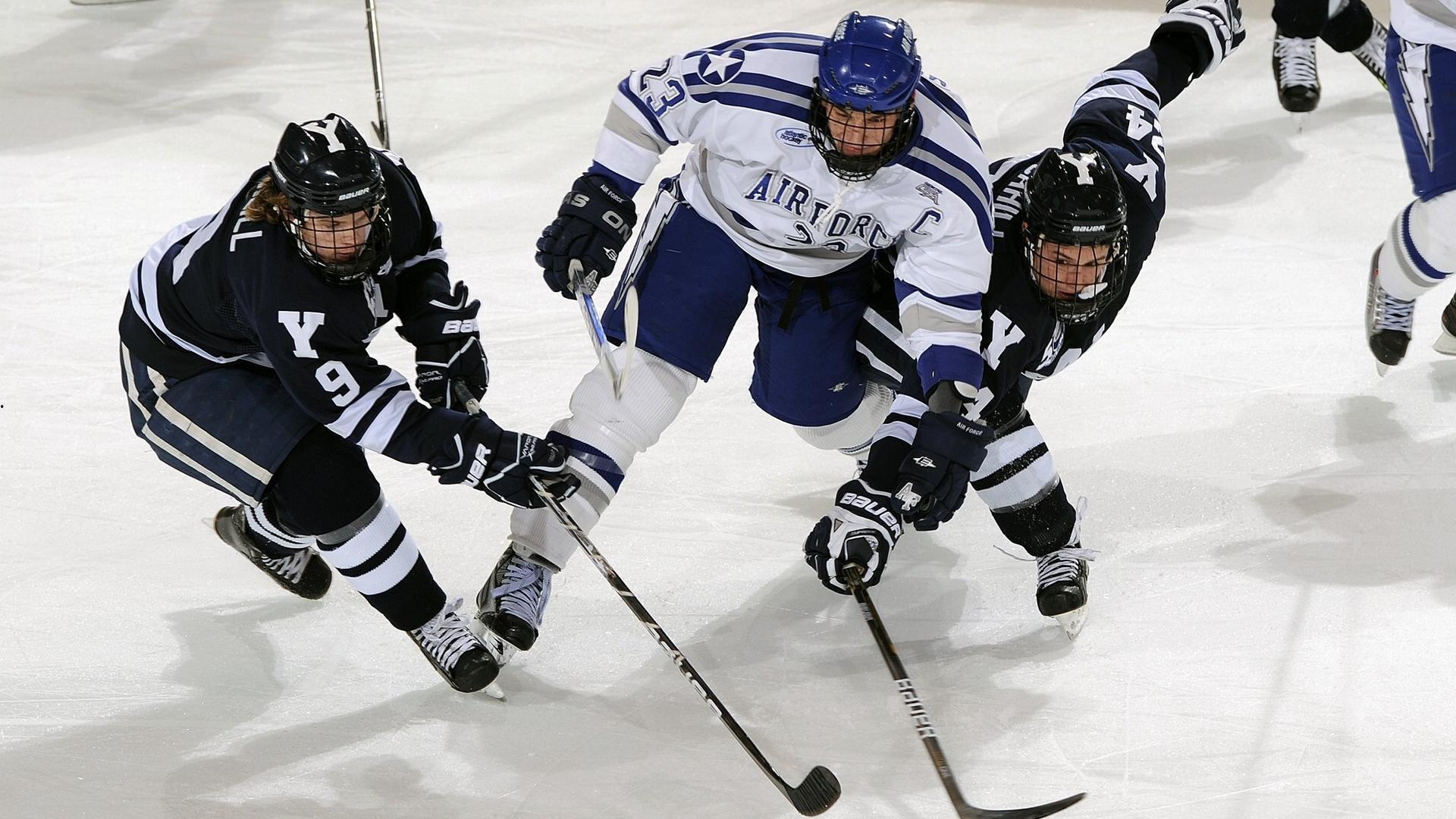 AC米兰主场告捷,2比0力克莱切巩固榜首优势