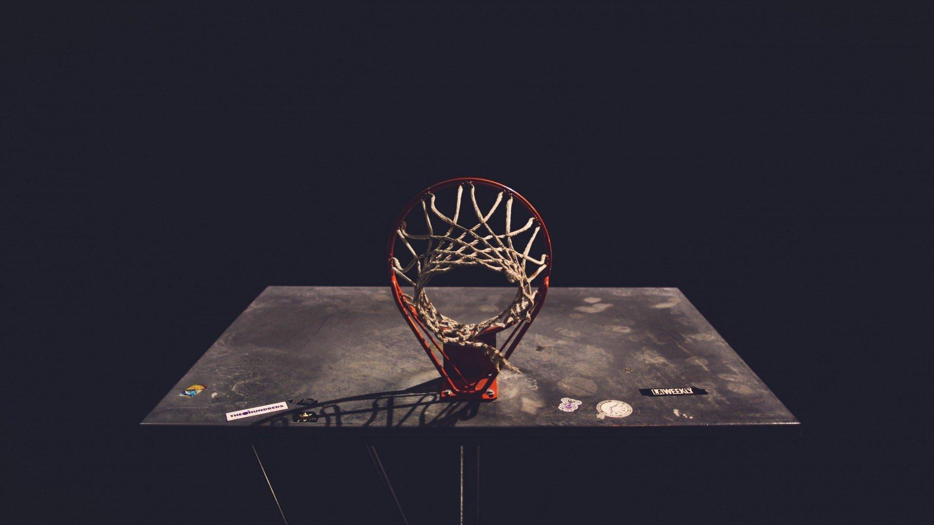 伊尔迪兹闪耀都灵德比,尤文力克都灵巩固前四,DV9破门库普策动胜局