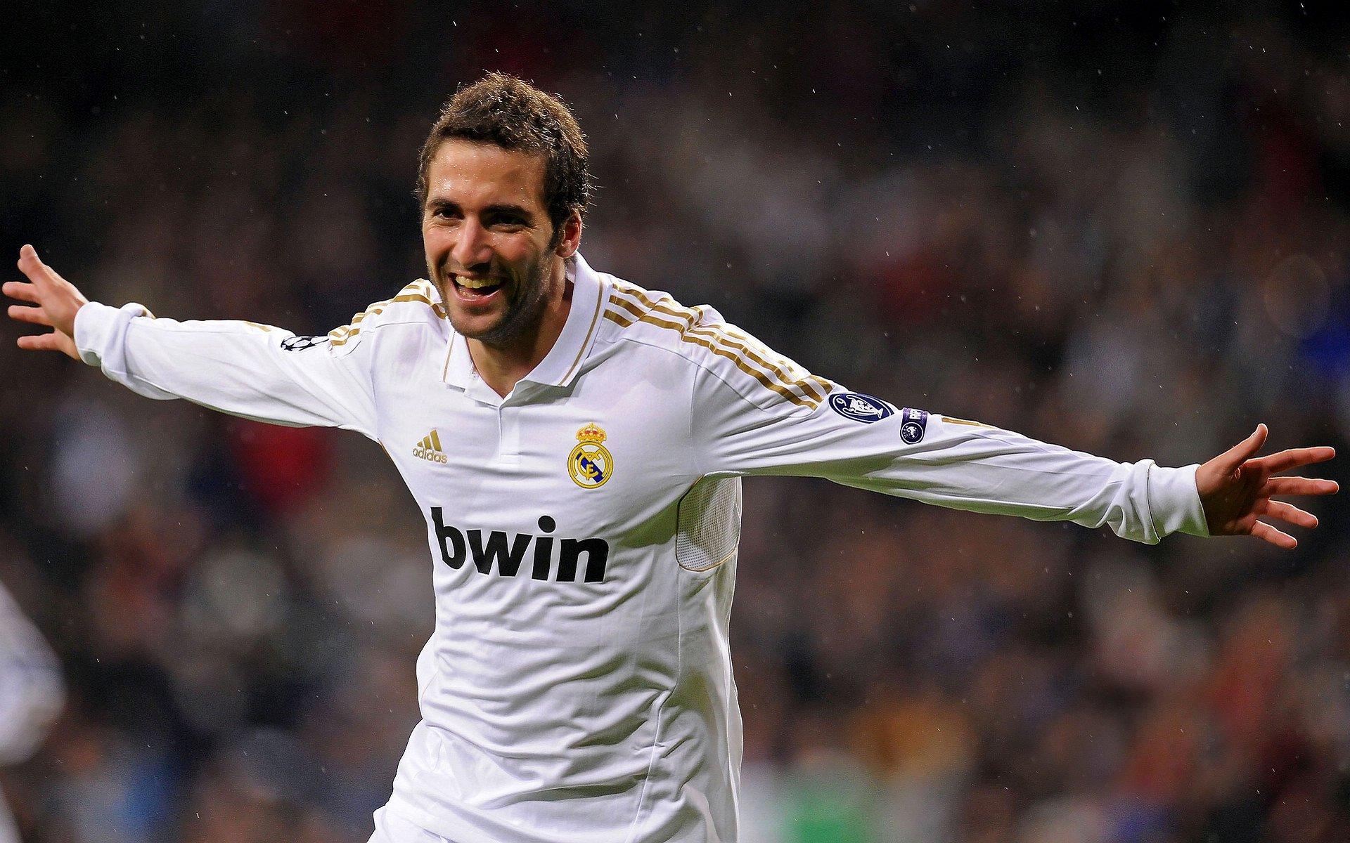 拒绝跑龙套!埃德米尔森完成正名之战,我上场,即是为进球而来!